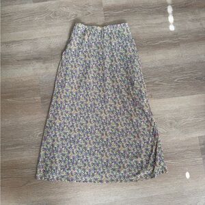 American Eagle Floral Print Skirt